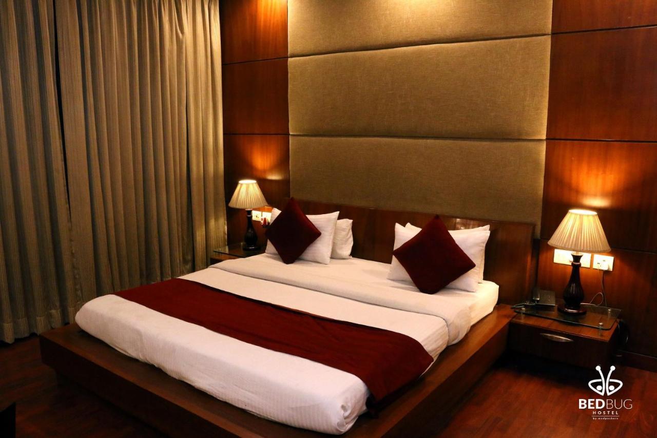 Madpackers Delhi West Hostel New Delhi Exterior foto