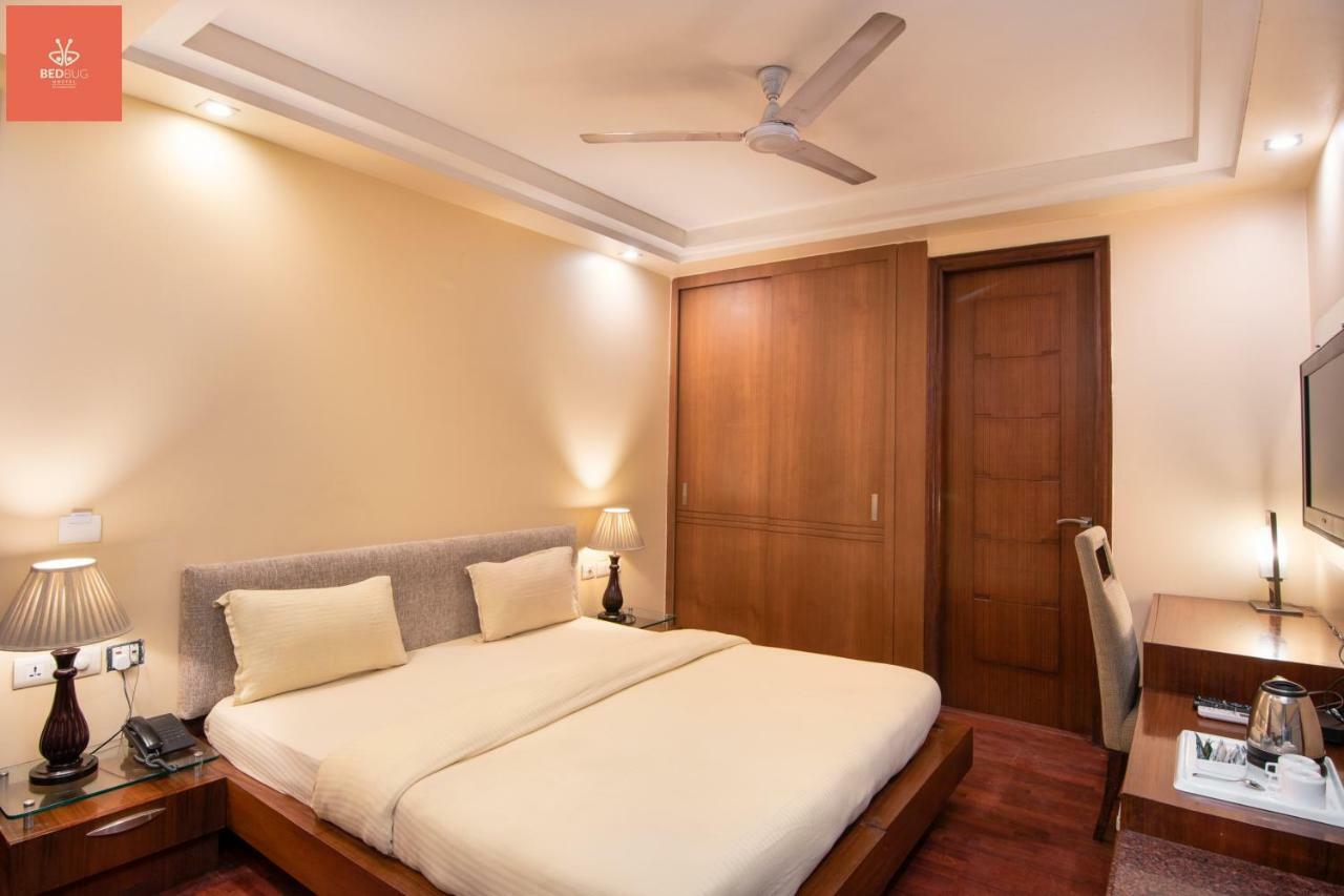 Madpackers Delhi West Hostel New Delhi Exterior foto