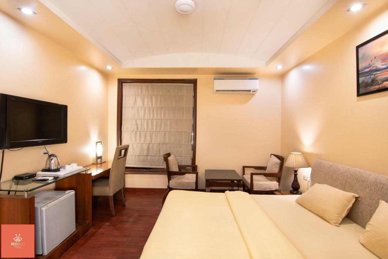 Madpackers Delhi West Hostel New Delhi Exterior foto